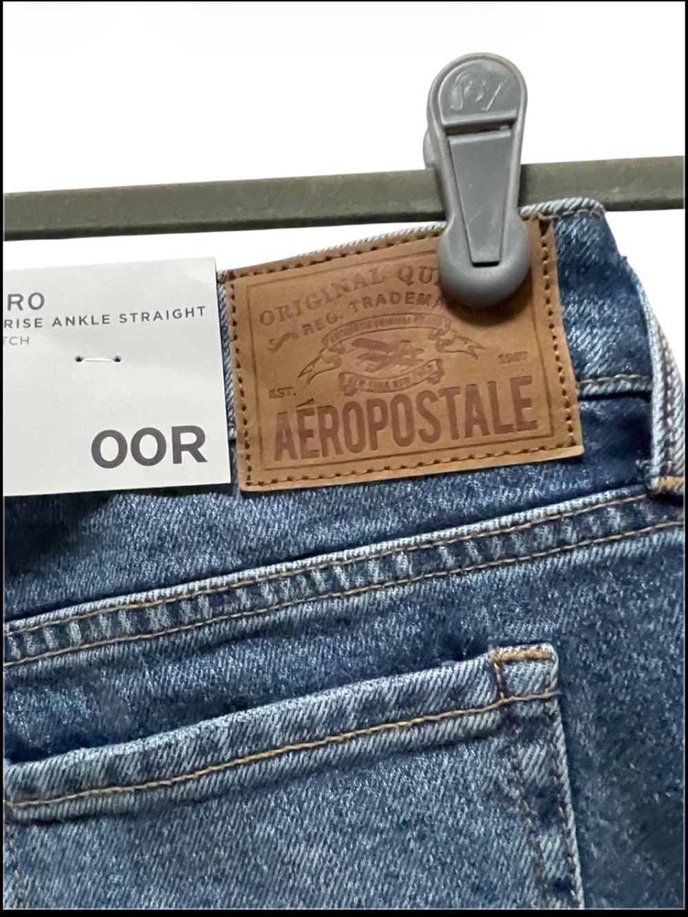 Aeropostale Mid Rise Ankle Straight Blue Jeans - Picture 7 of 12